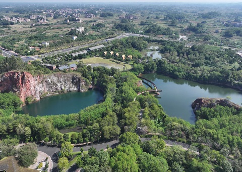 ������ʮ���塱���������γ���ɽ��̬������������ʵ��