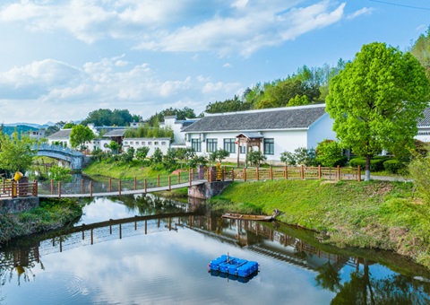 ����ʡ�׵�ˮ��ά����̬��Ʒ��ֵת��������س�͡