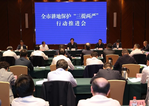 ������չ���ر������������ϡ��ж� �����������������