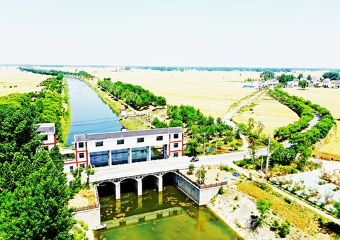 �����У���Ƹ����פ��滮ʦ ���š���ͬʽ����ׯ�滮����