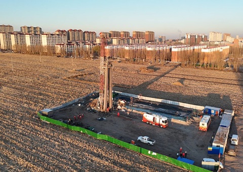 ���ɹ�ͨ������Ȼ���ɿ�Ȩ�ɹ����� &nbsp;&nbsp;��������ǧ�ڼ���ҵ��Ⱥ