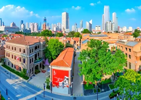 ���������� ��ò������ <br>���������������ں�ʽ��չ���¼�������ں��¶���