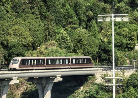 ����+��·��ͨ��������һ������ʱ�ջ�׼ϵͳ���гɾ�����ʵ����ͻ��