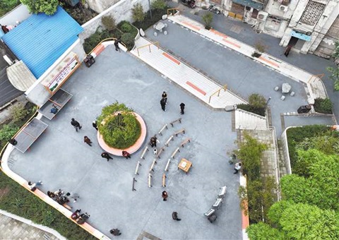 ����֮����װ�³�������&nbsp;&nbsp;�������΢�͹�԰������ת�Ǹ��ϡ���ȷ�ҡ�